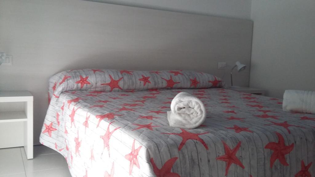 Hotel Suisse Milano Marittima Esterno foto