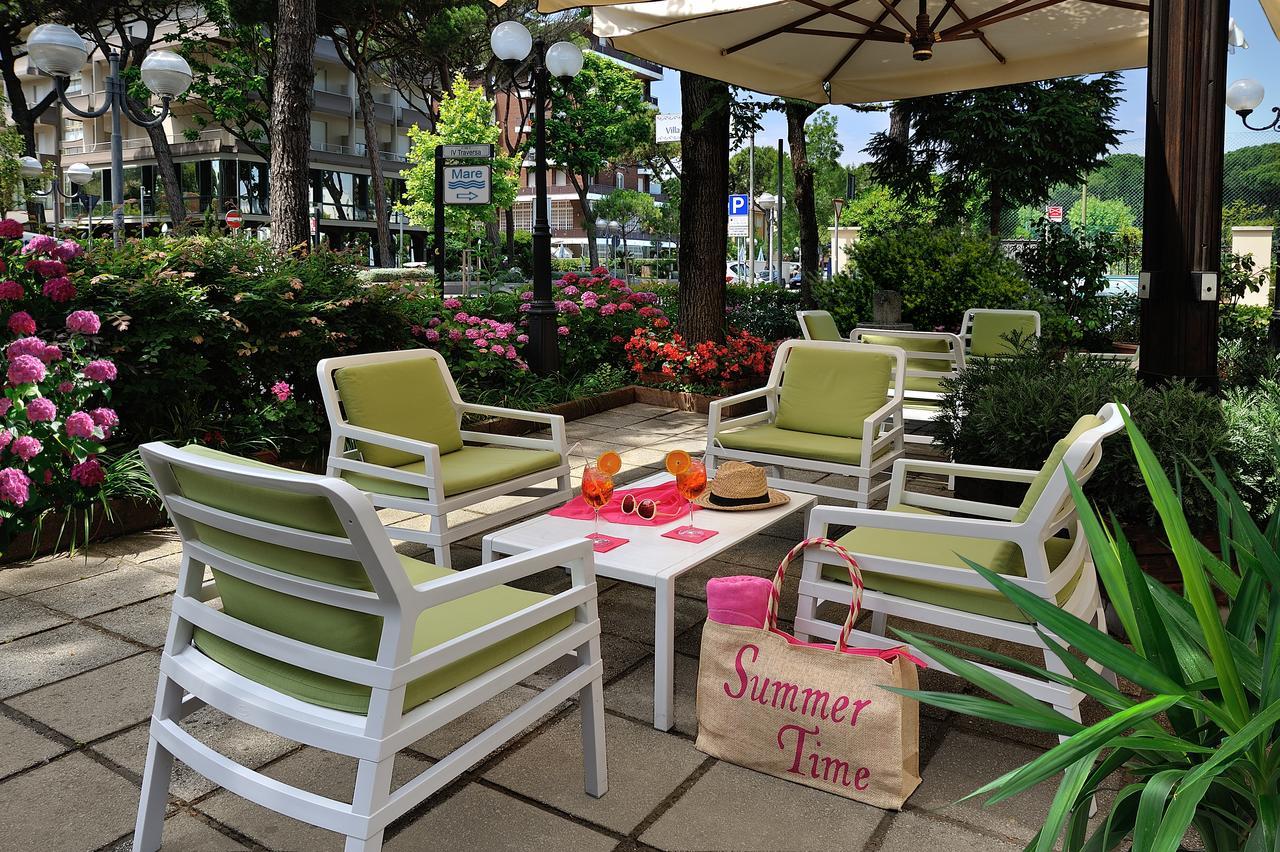 Hotel Suisse Milano Marittima Esterno foto