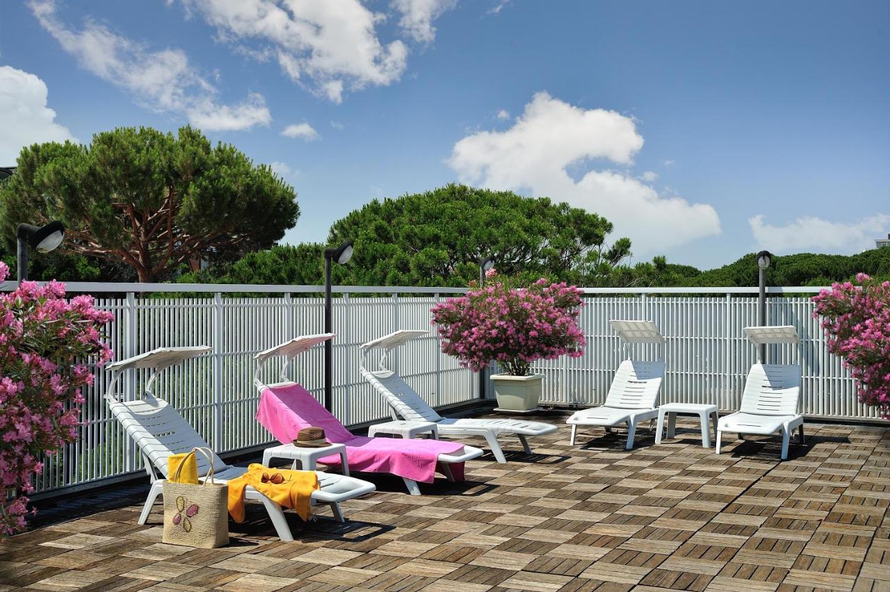 Hotel Suisse Milano Marittima Esterno foto